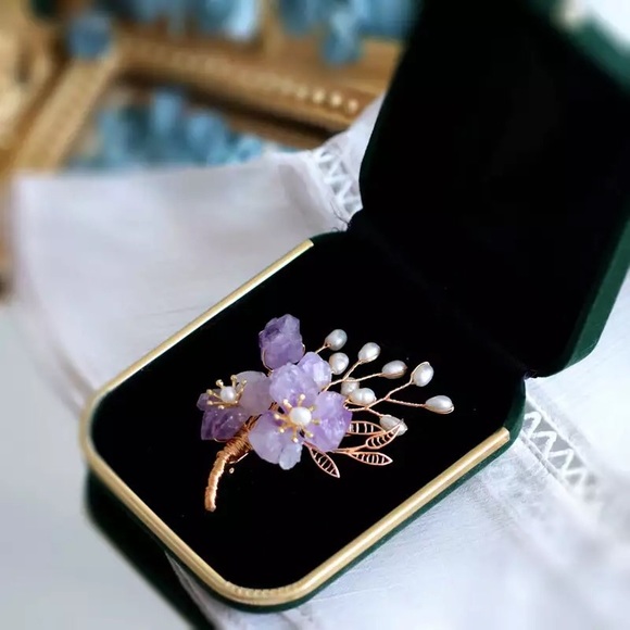 Handmade Jewelry Brooches - Picture 3 of 8